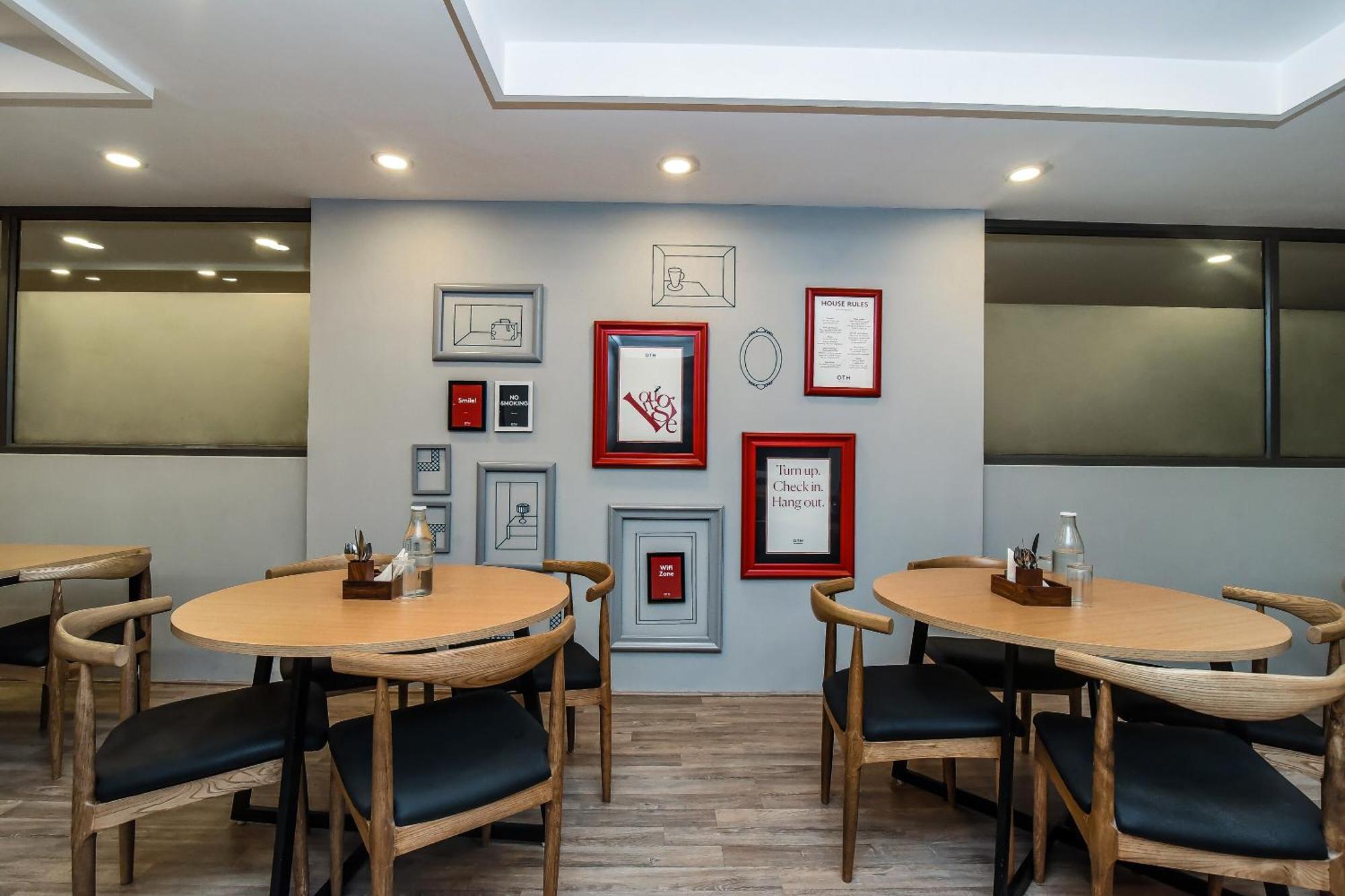 Townhouse C Scheme Ahinsa Circle Hotel 4*